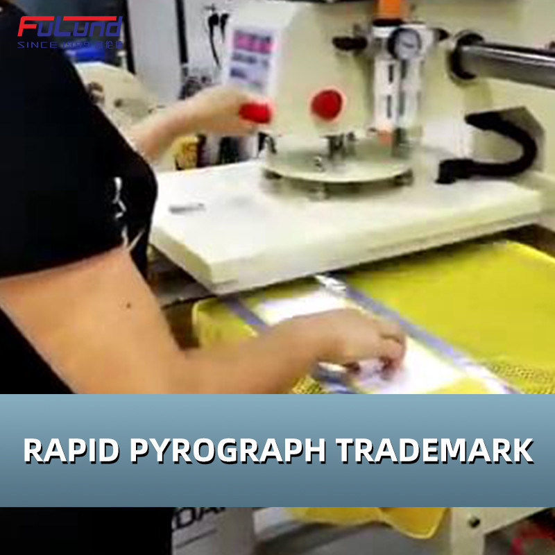 four station Automatic Heat Transfer Machine For Fabric Cloths Textiles CE Approved